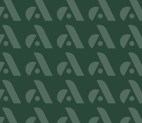 Motif du « A » répété sur fond vert sapin